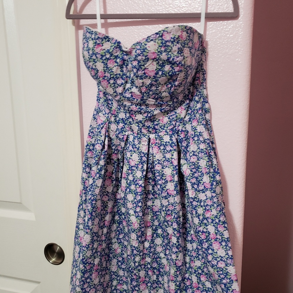 Strapless Vintage Dress